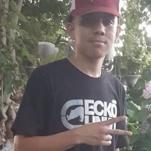 Meet your Posher, Cesar